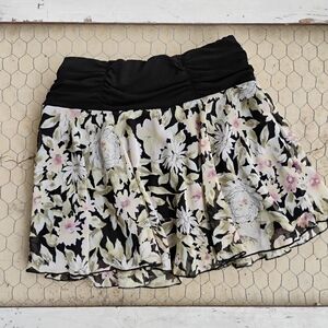 Great! Y2K De.Coded Women's M Floral Mini Skirt Black White Pink Ruched Waist